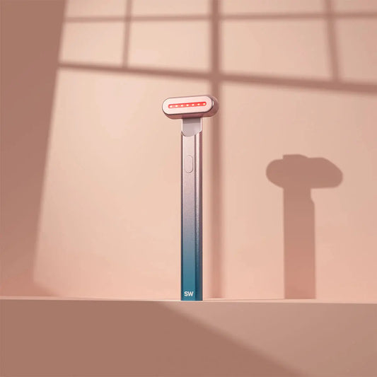 HautZauber™: Jüngere Haut in Wochen – 4-in-1 Anti-Aging Zauberstab - Emilia Kollektiv