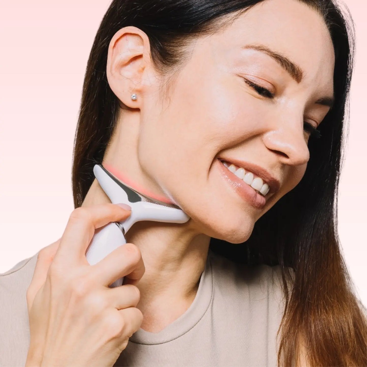 GlowSculpt Pro™: 7-in-1 LED Gesichtsformer für Lifting & Strahlende Haut | Mit EMS Mikrostrom & Lichttherapie - Emilia Kollektiv